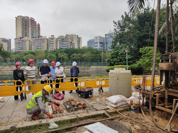 队领导到广州市地下水污染防治重点区划定项目检查_副本.jpg